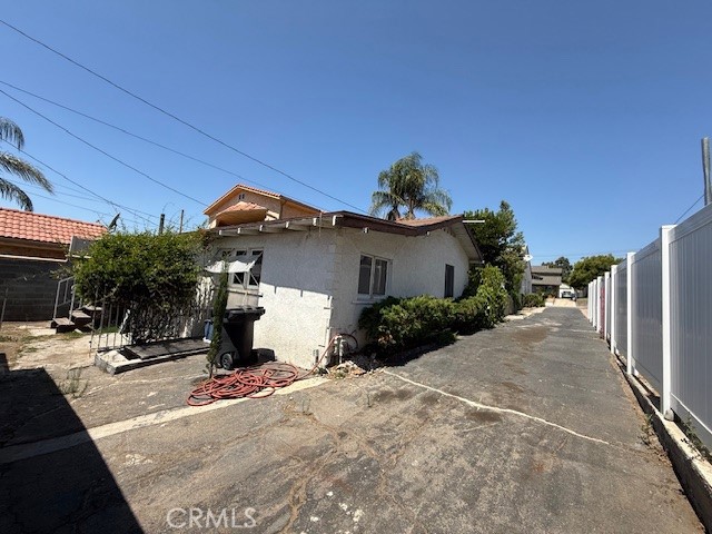 Detail Gallery Image 27 of 32 For 828 E Cypress Ave, Burbank,  CA 91501 - 3 Beds | 2 Baths