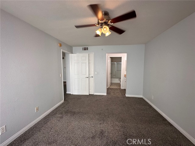 21450 Burbank Boulevard, Woodland Hills CA: https://media.crmls.org/medias/28a44e03-e229-43e9-8a9b-08a3b3f40e5a.jpg