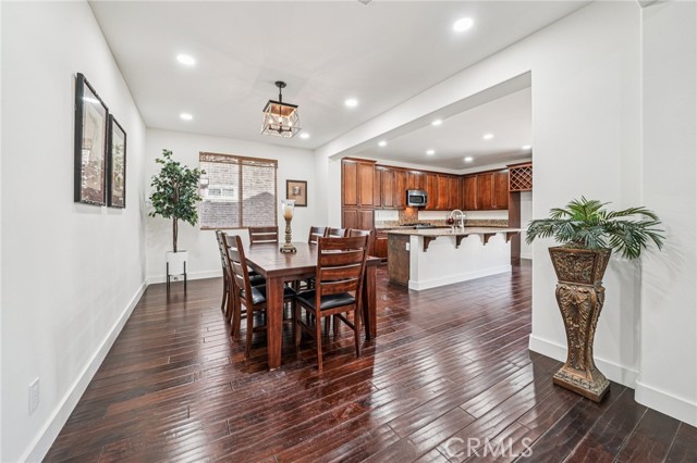 Detail Gallery Image 23 of 26 For 6658 Bright Gem Ct, Corona,  CA 92880 - 5 Beds | 3 Baths