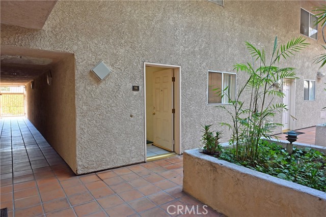 15114 Sherman Way, 114 photo 7