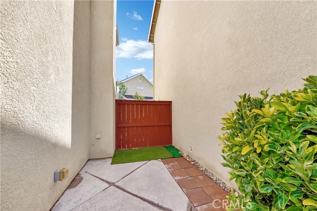 Detail Gallery Image 25 of 32 For 3 Rue Du Chateau, Aliso Viejo,  CA 92656 - 3 Beds | 3/1 Baths