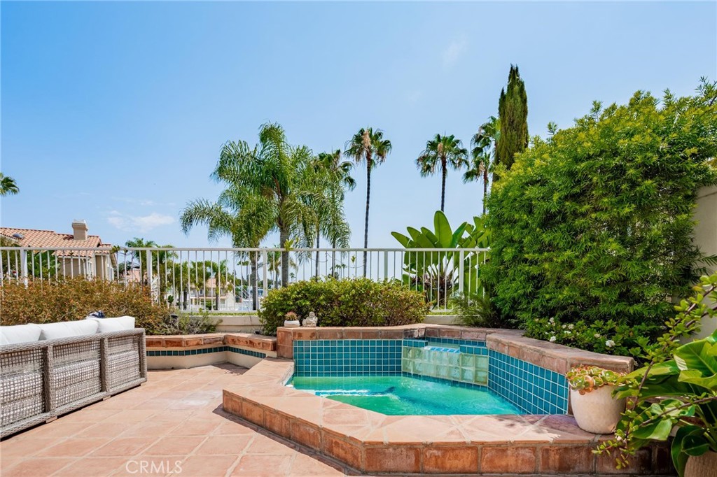 5693 Spinnaker Bay Drive