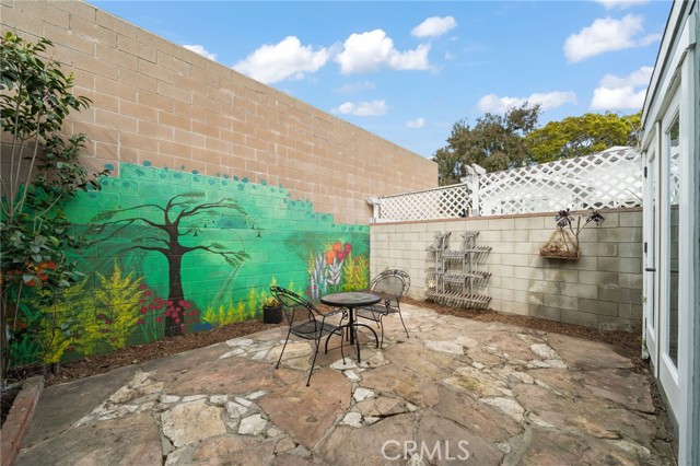 Detail Gallery Image 16 of 23 For 310 North Pacific Coast Highway, Redondo Beach,  CA 90277 - 2 Beds | 1 Baths