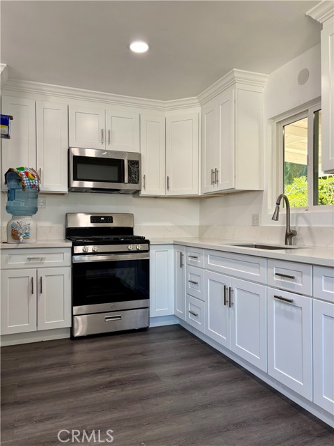 4162 Mcarthur Road, Riverside CA: https://media.crmls.org/medias/28a695d5-7219-4049-9d8c-1b7aa51499a3.jpg