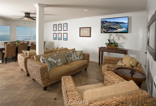 40 Blue Lagoon, Laguna Beach CA: https://media.crmls.org/medias/28a6d96f-c995-4c1d-8a32-be71a807ebb4.jpg