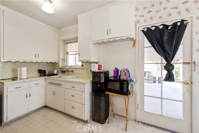 Detail Gallery Image 1 of 32 For 3617 California Ave, Long Beach,  CA 90807 - 2 Beds | 2 Baths