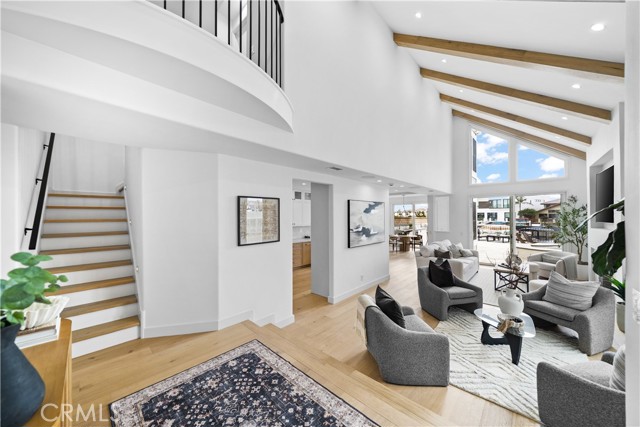 Detail Gallery Image 5 of 61 For 16214 Bimini, Huntington Beach,  CA 92649 - 5 Beds | 3 Baths