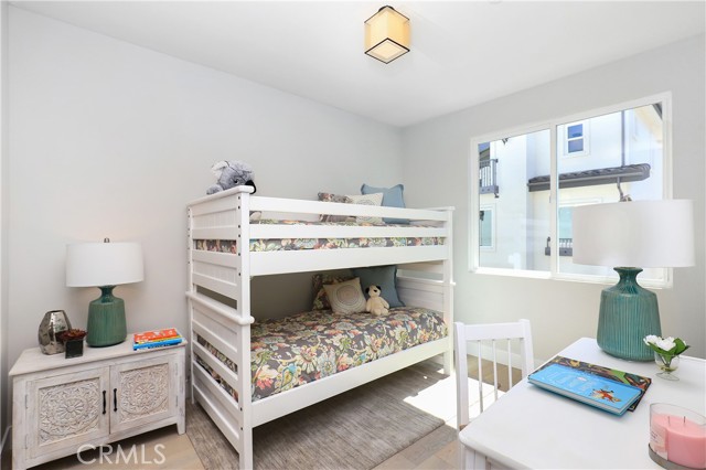 8 Bethpage Lane, Phillips Ranch CA: https://media.crmls.org/medias/28a9c6f2-126a-4ac3-b890-64f3787aec7c.jpg