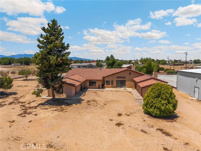 11915 Redwood Avenue, Hesperia CA: https://media.crmls.org/medias/28a9d4af-2d29-4fe8-bcb3-5e73b9df8902.jpg