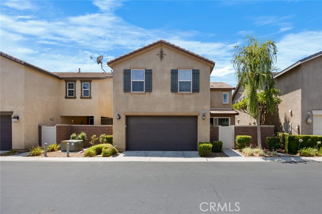 16059 Nature Trail, Chino CA: https://media.crmls.org/medias/28a9fc8a-13e3-45ba-9cfe-7e44bd184b48.jpg