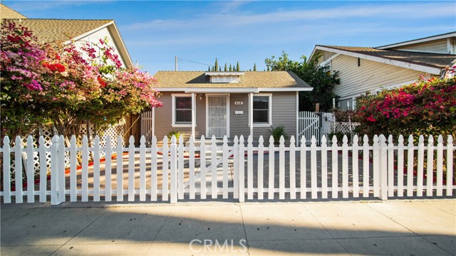 418 W 10Th St, Long Beach, CA 90813