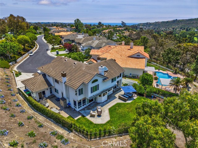 1 New Haven, Laguna Niguel CA: https://media.crmls.org/medias/28aa5990-06b9-444a-8e5e-445462c95d33.jpg