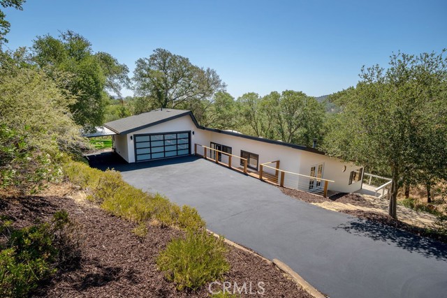 Detail Gallery Image 1 of 1 For 9335 Barranco Rd, Atascadero,  CA 93422 - 3 Beds | 2 Baths