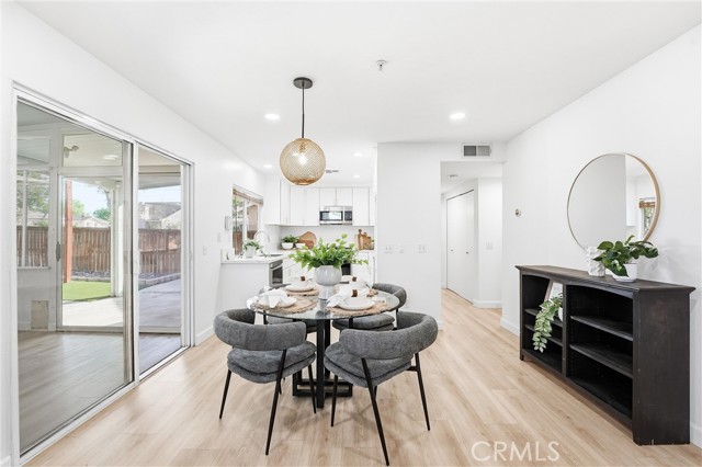 Detail Gallery Image 9 of 52 For 19618 Jill Court 19618, Riverside,  CA 92508 - 3 Beds | 2/1 Baths