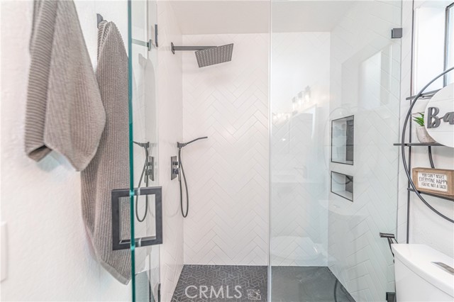 Image 18 of 26 For 600 Brea Boulevard 47