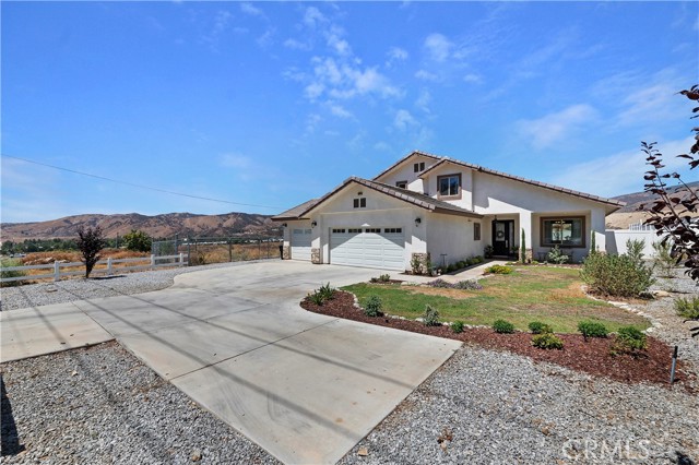 Detail Gallery Image 3 of 47 For 35404 Oak Glen Rd, Yucaipa,  CA 92399 - 5 Beds | 3/1 Baths