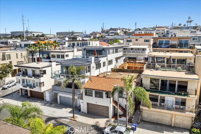 3512 Manhattan Avenue, Manhattan Beach, California 90266, 2 Bedrooms Bedrooms, ,2 BathroomsBathrooms,Residential,Sold,Manhattan Avenue,SB22078651