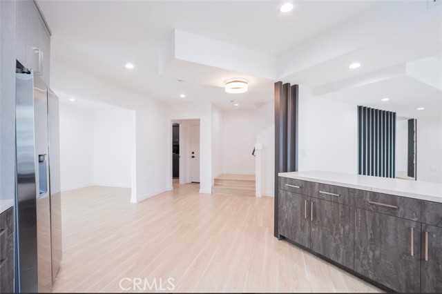 Detail Gallery Image 10 of 24 For 1346 N Stanley Ave #1,  Los Angeles,  CA 90046 - 4 Beds | 4/1 Baths