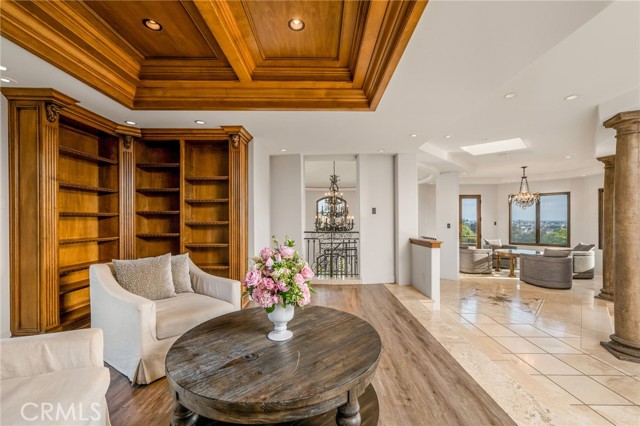 215 S Poinsettia Avenue, Manhattan Beach CA: https://media.crmls.org/medias/28acd4ad-9de2-4cf9-a282-e291f559f028.jpg