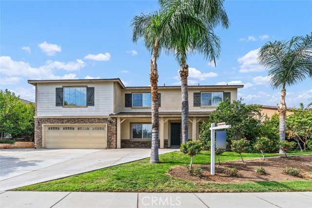 Detail Gallery Image 1 of 1 For 11925 Silver Loop, Jurupa Valley,  CA 91752 - 7 Beds | 4 Baths