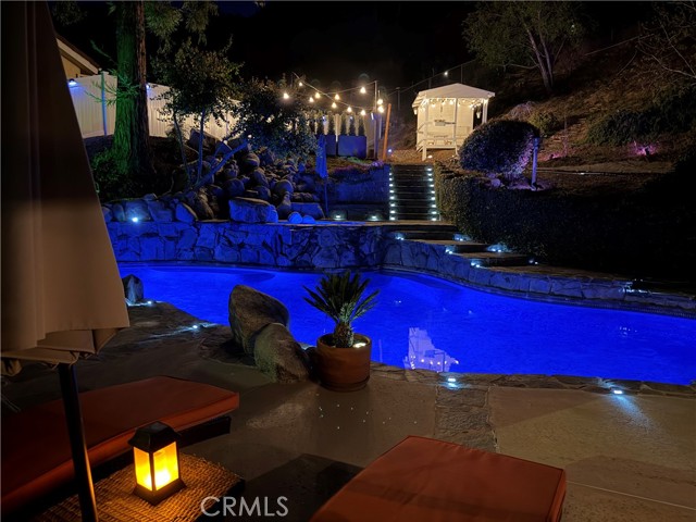 Detail Gallery Image 66 of 69 For 20224 Chapter, Woodland Hills,  CA 91364 - 3 Beds | 2/1 Baths