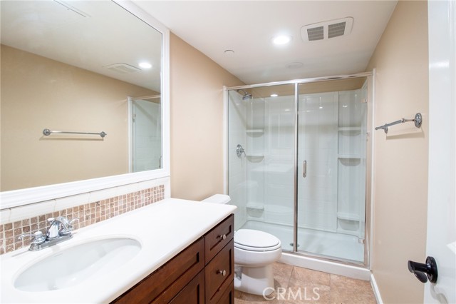 Detail Gallery Image 12 of 15 For 1750 Grand Ave #7,  Long Beach,  CA 90804 - 3 Beds | 3/1 Baths