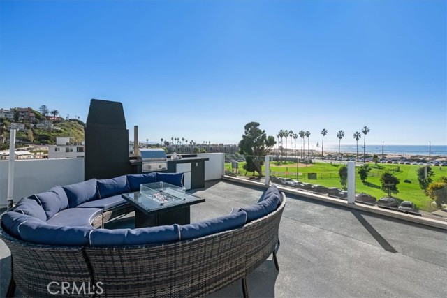 Detail Gallery Image 33 of 41 For 6730 Esplanade, Playa Del Rey,  CA 90293 - 4 Beds | 4 Baths