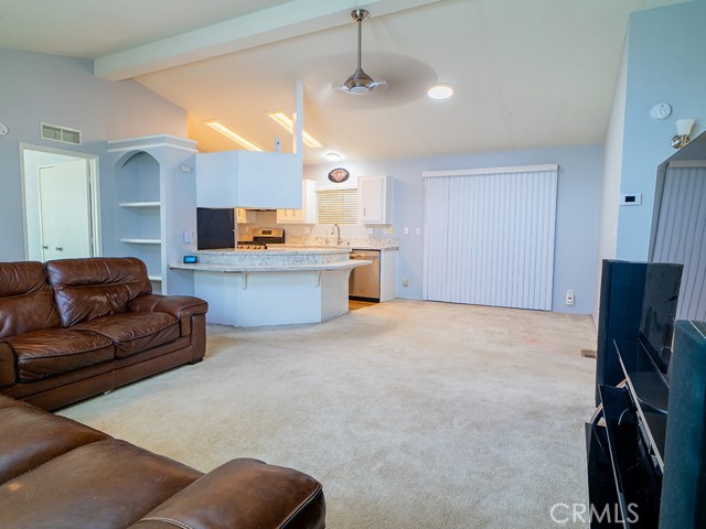 Detail Gallery Image 3 of 20 For 1250 N Kirby St #156,  Hemet,  CA 92545 - 3 Beds | 2 Baths