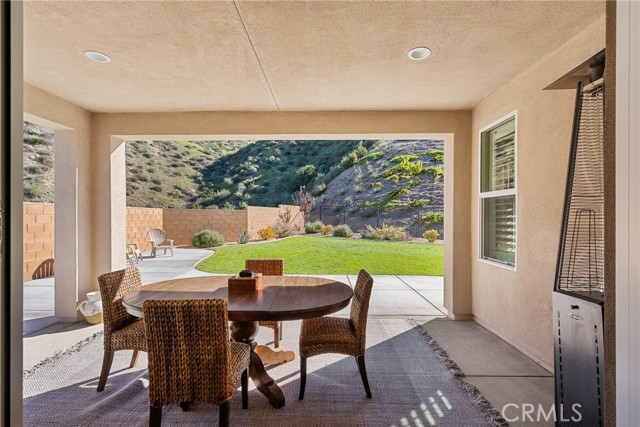 Detail Gallery Image 41 of 56 For 28332 Clarion, Canyon Country,  CA 91350 - 5 Beds | 4/1 Baths