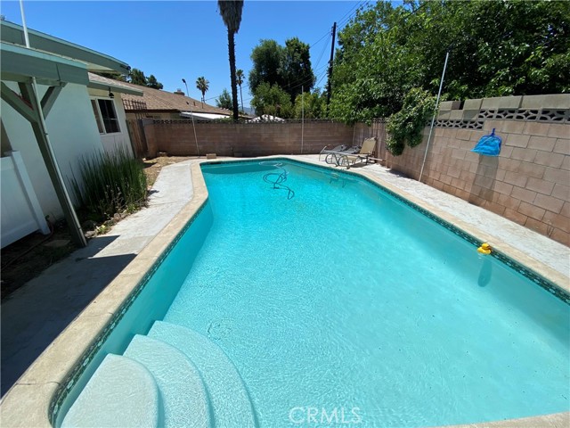 Image 2 for 399 N 40th St, Banning, CA 92220