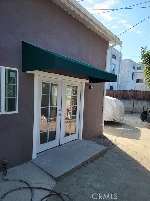 Detail Gallery Image 3 of 14 For 1825 3/4 S. Van Ness Ave, Los Angeles,  CA 90019 - 0 Beds | 1 Baths