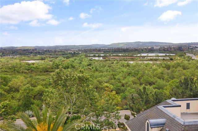 3459 Watermarke Place, Irvine CA: https://media.crmls.org/medias/28afa6c4-032c-4b56-97ab-5981a1279c49.jpg