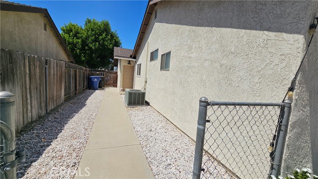 Detail Gallery Image 20 of 22 For 2613 S Lexington Pl, Ontario,  CA 91761 - 3 Beds | 2 Baths
