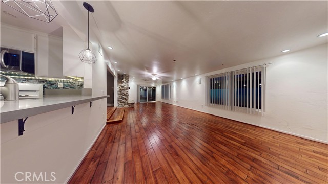 Detail Gallery Image 9 of 33 For 2521 Electric, Upland,  CA 91784 - 3 Beds | 2 Baths