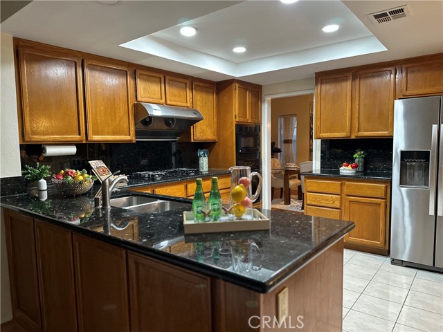 12728 Charlwood Street, Cerritos CA: https://media.crmls.org/medias/28b2b62d-c14c-4422-b445-aedb75e8d0ff.jpg