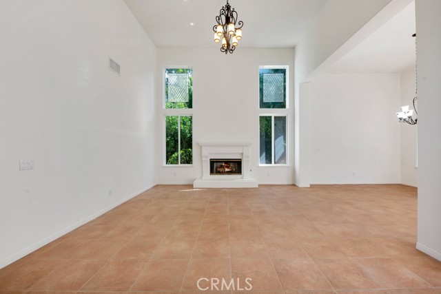 327 Sycamore Grove Street photo 8
