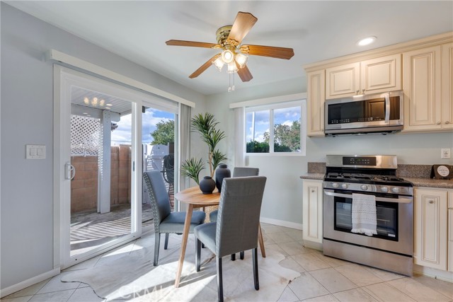 Detail Gallery Image 12 of 65 For 11782 Azalea, Fountain Valley,  CA 92708 - – Beds | – Baths