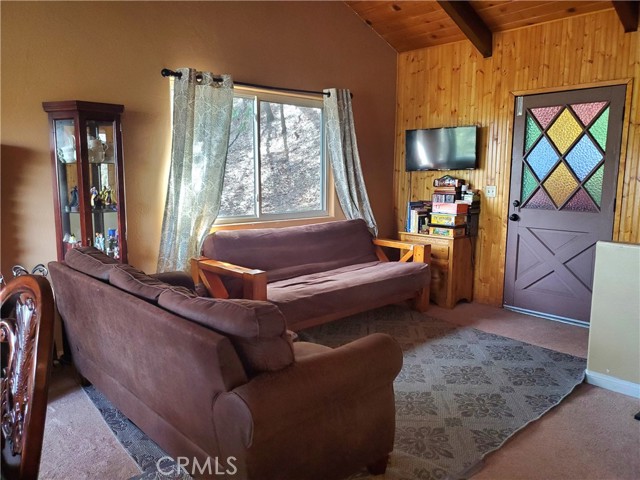 Detail Gallery Image 12 of 27 For 23853 N Bowl Rd, Crestline,  CA 92325 - 3 Beds | 2 Baths