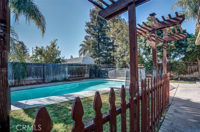 Detail Gallery Image 19 of 40 For 9909 Mona Lisa Ln, Bakersfield,  CA 93312 - 3 Beds | 2 Baths