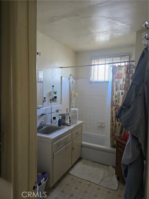 Detail Gallery Image 24 of 25 For 4017 Gelber Pl, Los Angeles,  CA 90008 - – Beds | – Baths