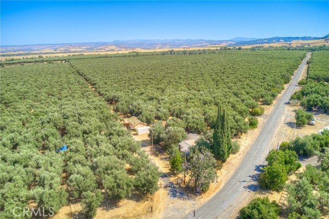 16 Rocky Drive, Oroville CA: https://media.crmls.org/medias/28b5f97e-7fe9-444b-9dfd-333df869e80c.jpg