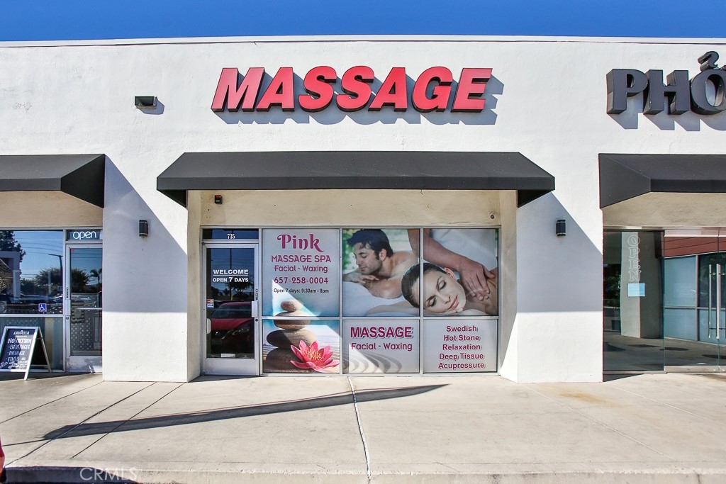 735 N Placentia Ave, Fullerton, CA 92831