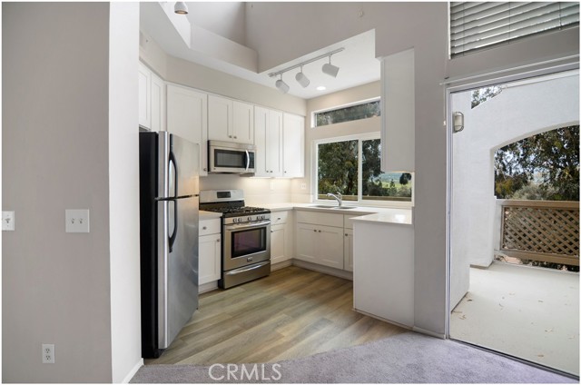 Detail Gallery Image 6 of 20 For 28305 via Luis, Laguna Niguel,  CA 92677 - 3 Beds | 2/1 Baths