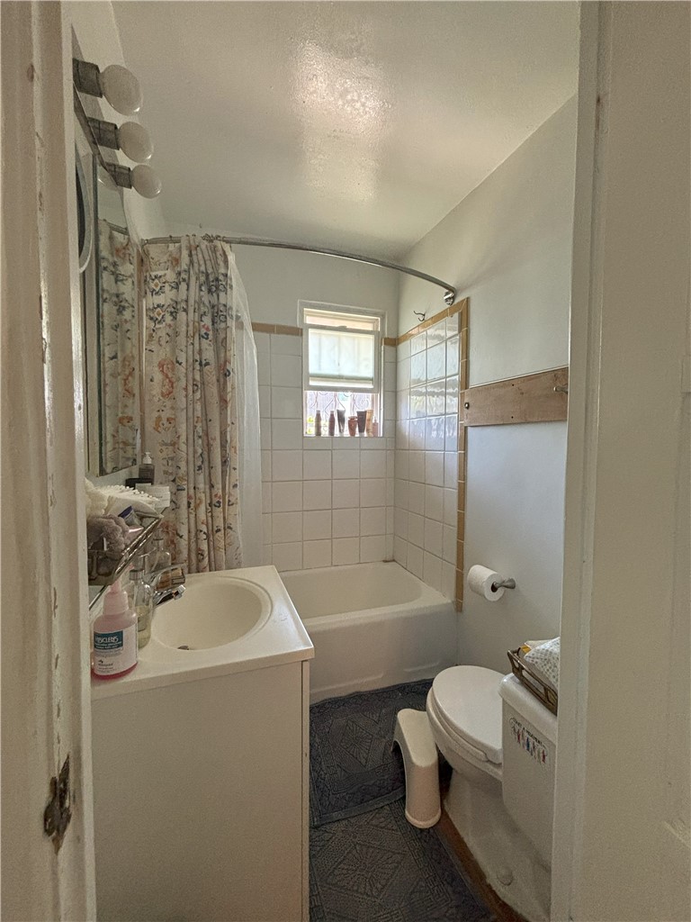 Detail Gallery Image 41 of 46 For 740 738 Brooks Ave, Venice,  CA 90291 - – Beds | – Baths