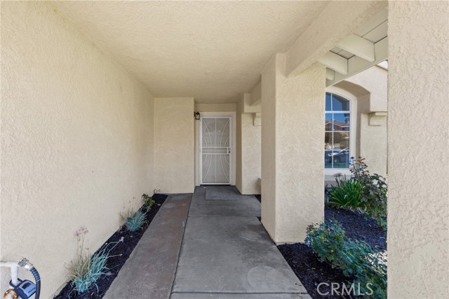 30612 Willow Village Drive, Menifee CA: https://media.crmls.org/medias/28b7cdcb-4904-40a3-8849-487c6e1e05de.jpg