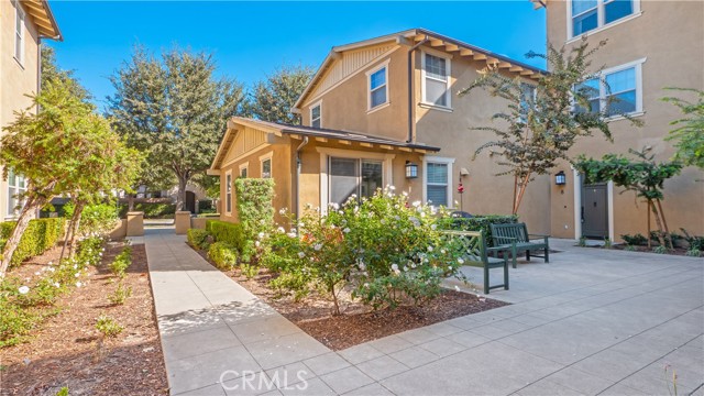 Detail Gallery Image 5 of 57 For 3240 S Westmont Ln #10,  Ontario,  CA 91761 - 1 Beds | 1 Baths