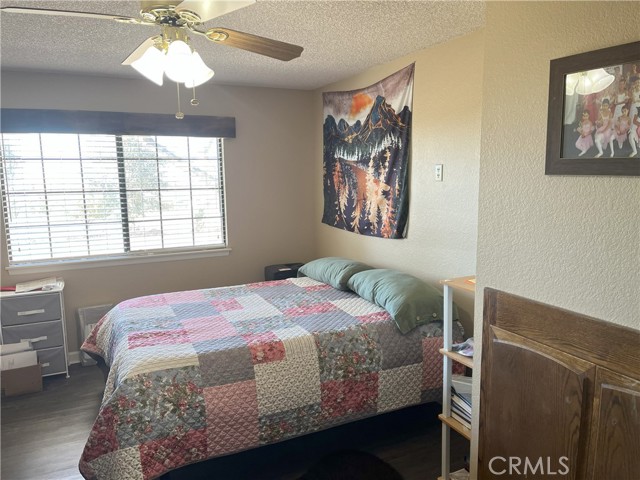 Detail Gallery Image 22 of 38 For 984 Pinon Rd, Pinon Hills,  CA 92372 - 3 Beds | 2/1 Baths