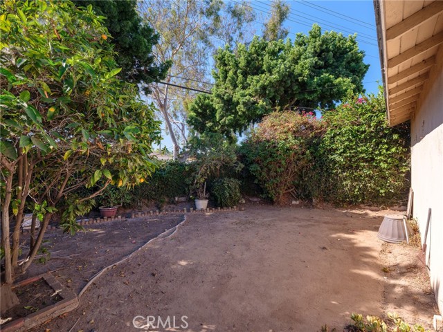 22933 Kent Avenue photo 31