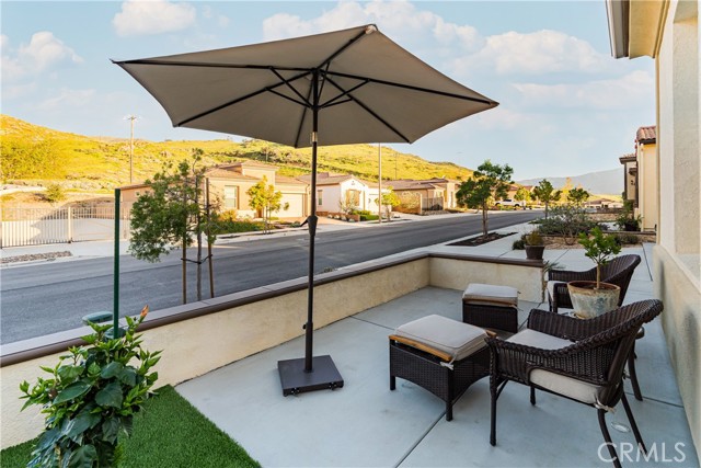 Detail Gallery Image 4 of 69 For 24159 Evesong, Corona,  CA 92883 - 3 Beds | 2 Baths