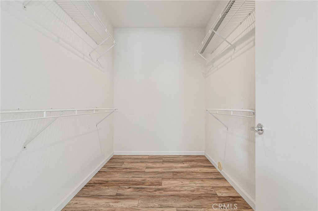 MLS #OC25096888 img 24